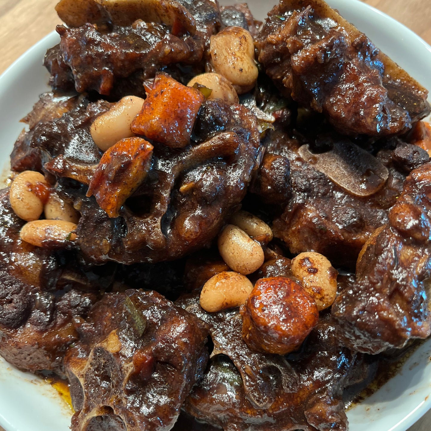 Junior's Oxtails